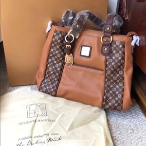 Brand new Jose Hess handbag